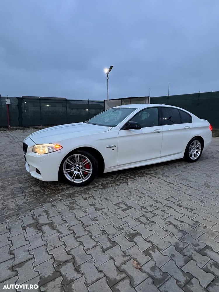 BMW Seria 5 525d Aut. Modern Line - 10