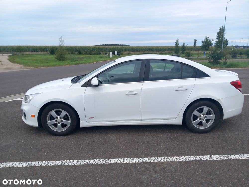 Chevrolet Cruze - 4