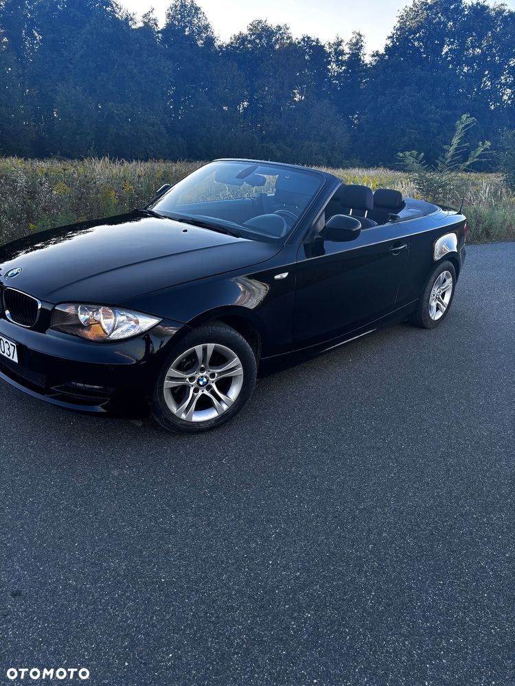 BMW Seria 1 120i - 11