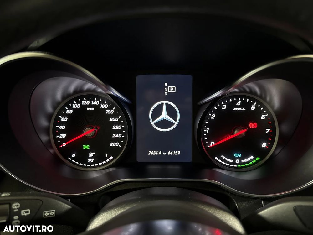 Mercedes-Benz GLC - 11