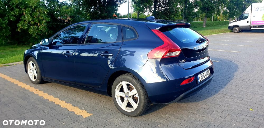 Volvo V40 D2 Momentum - 11