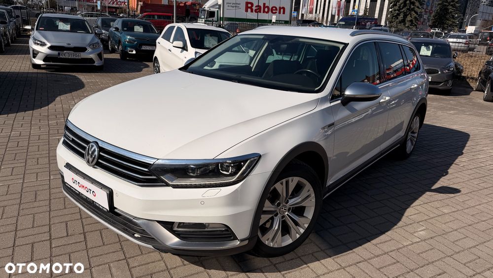 Volkswagen Passat Alltrack 2.0 TDI SCR 4Motion DSG - 17