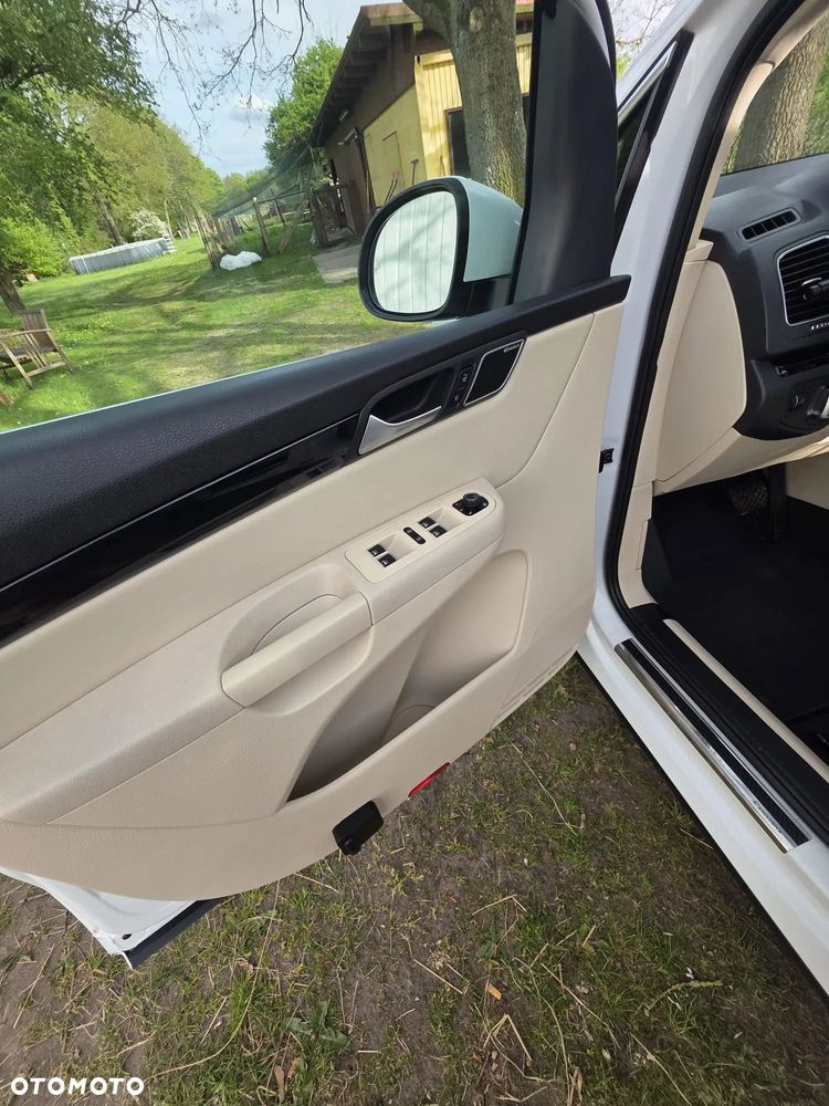 Volkswagen Sharan - 15