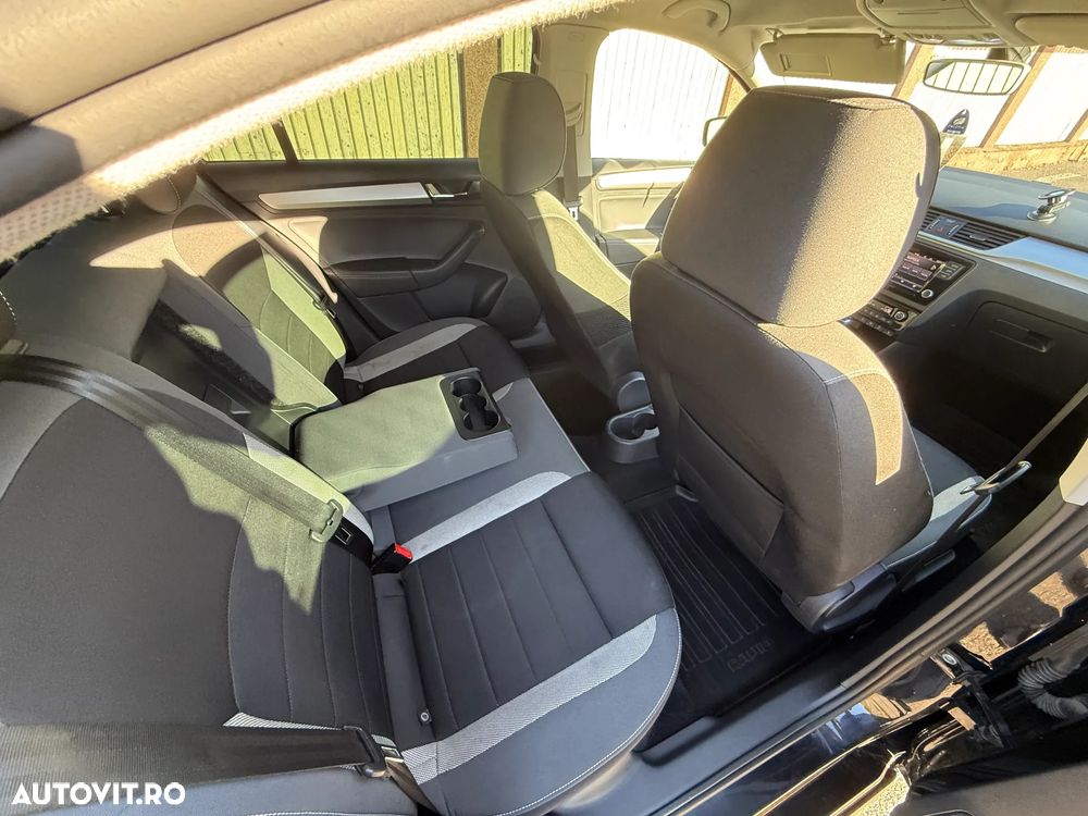 Skoda Rapid - 17