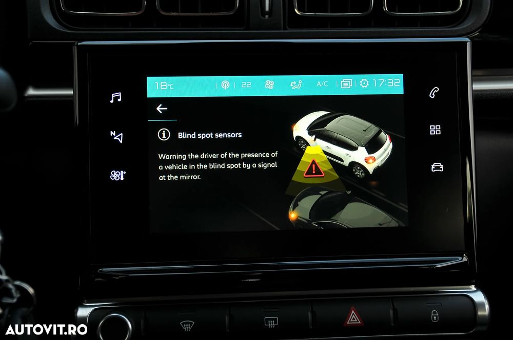 Citroën C3 1.2 PureTech S&S EAT Shine - 9