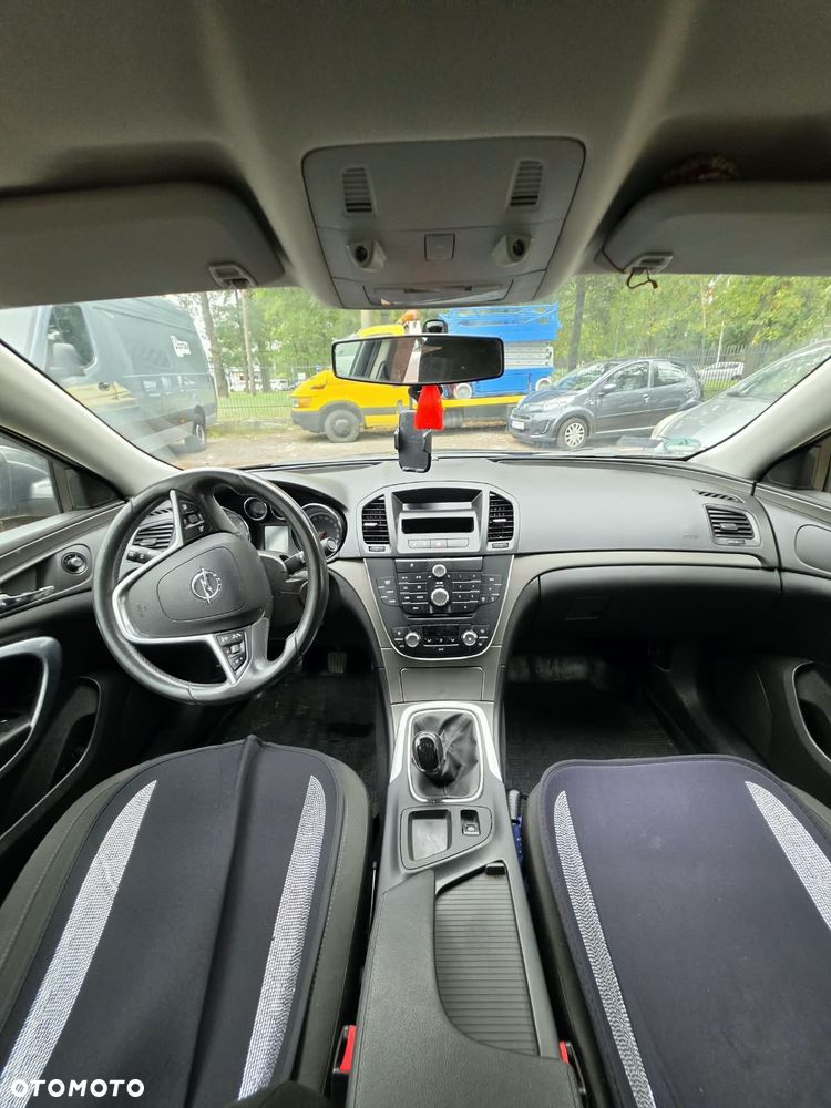 Opel Insignia - 16