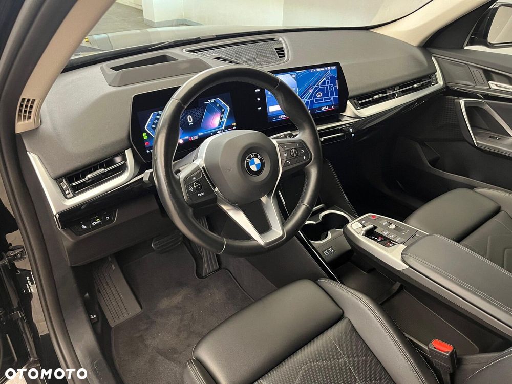 BMW X1 xDrive20d mHEV - 14