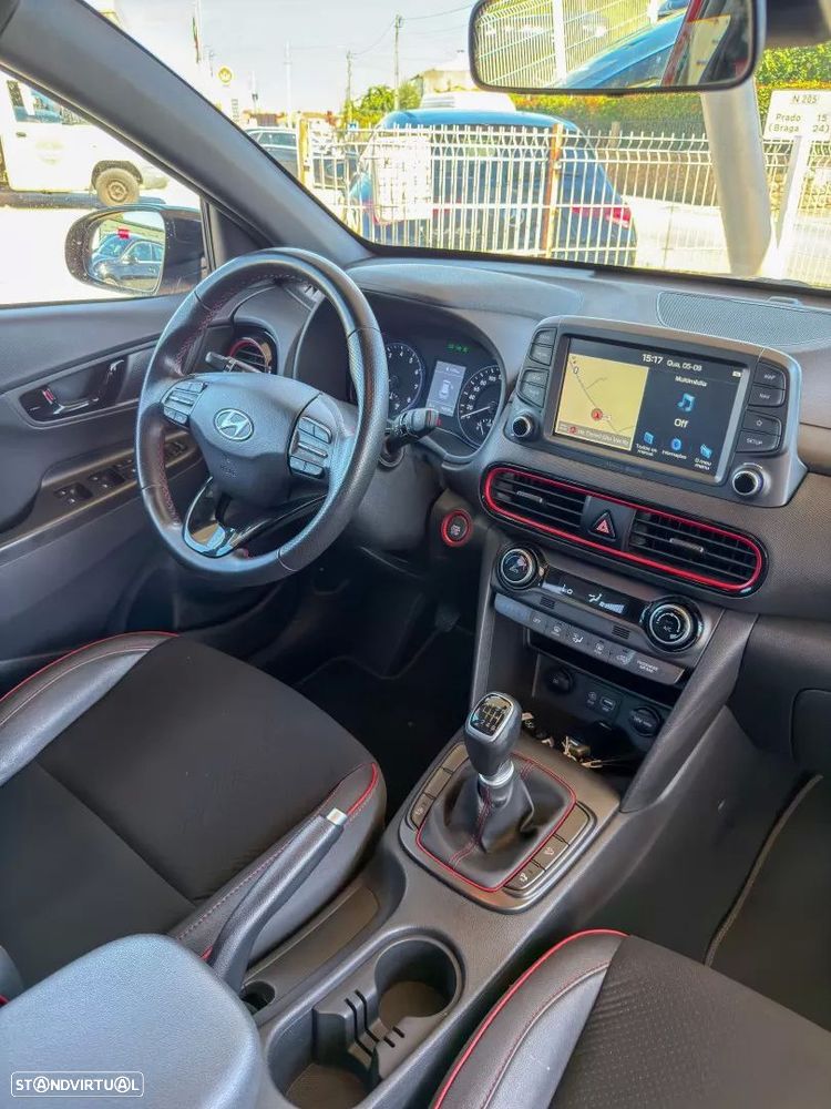 Hyundai Kauai 1.0 T-GDi Premium Pele/Tec.Vermelho - 18