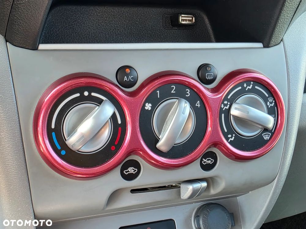 Suzuki Alto 1.0 Club - 11