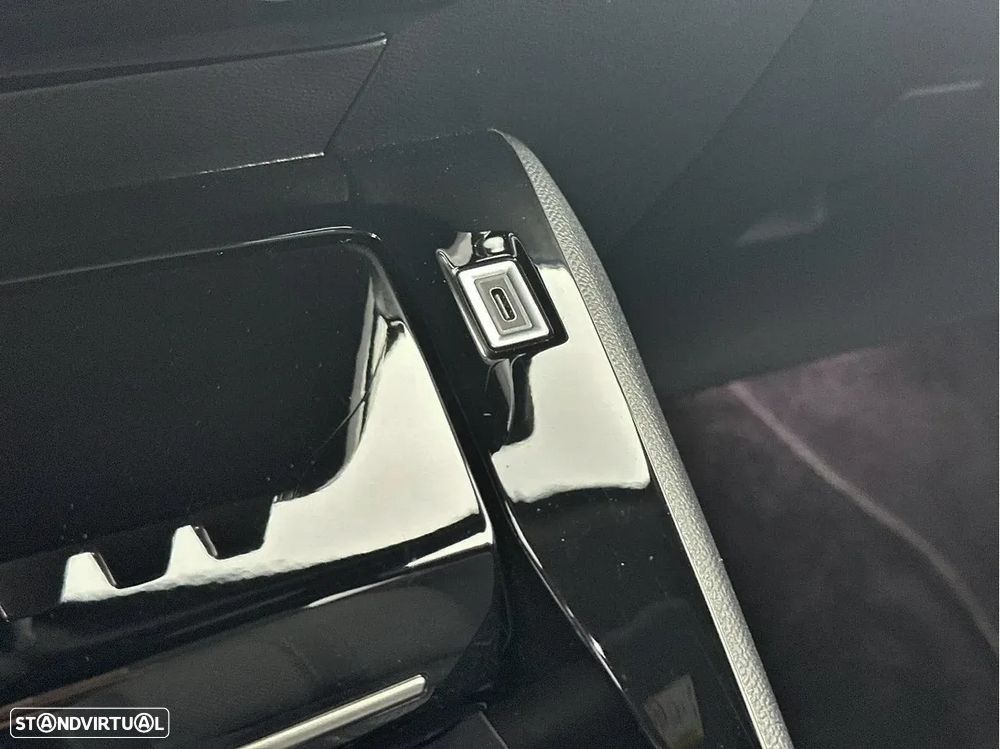 Peugeot 2008 PureTech 130 EAT8 GT - 8