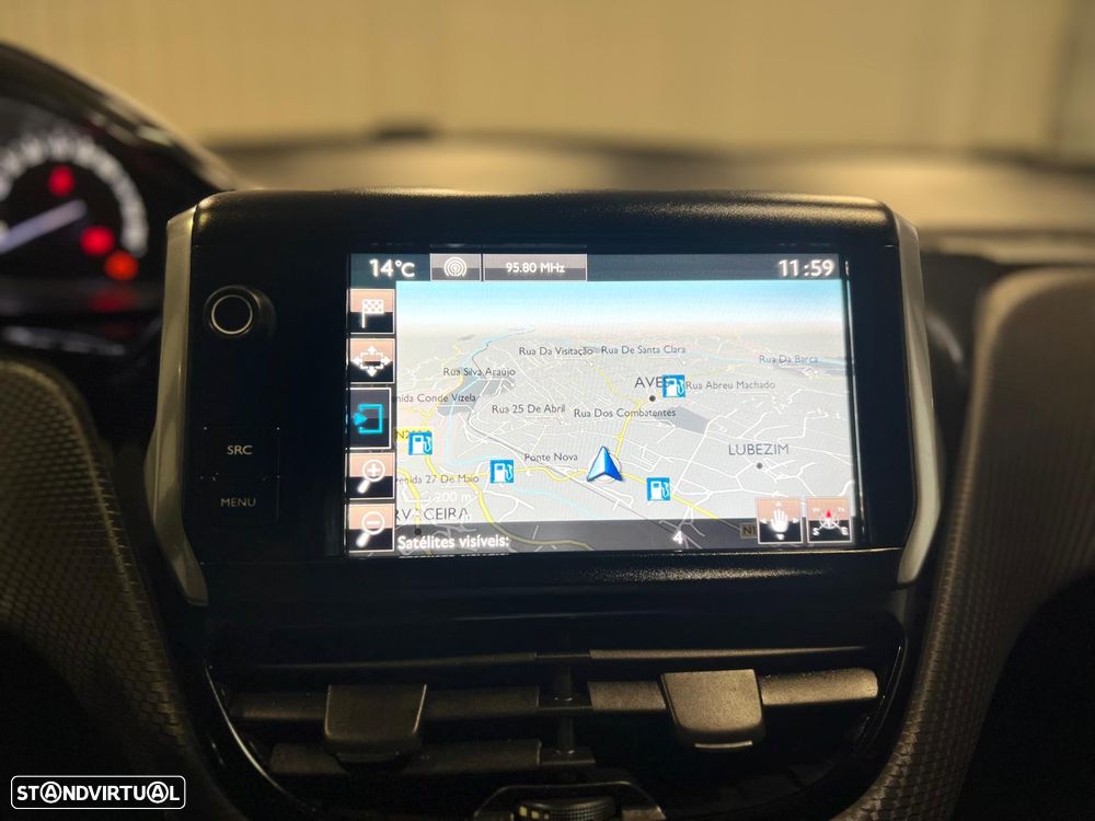 Peugeot 2008 1.2 PureTech Style - 5