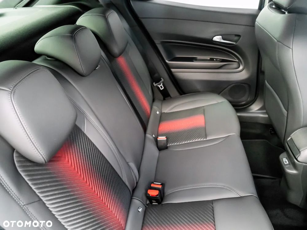 Alfa Romeo Junior 1.2 mHEV Ibrida Speciale eDCT - 16