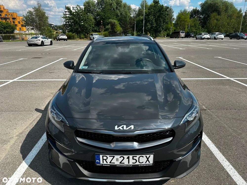 Kia XCeed 1.5 T-GDI M - 3
