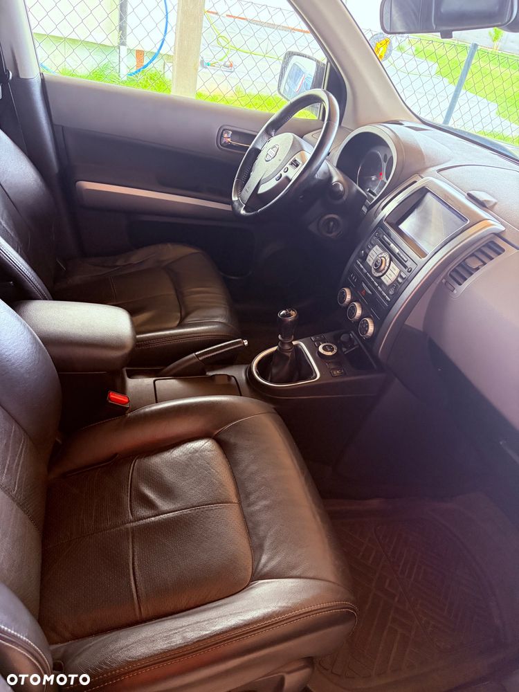 Nissan X-Trail 2.0 dCi LE - 9