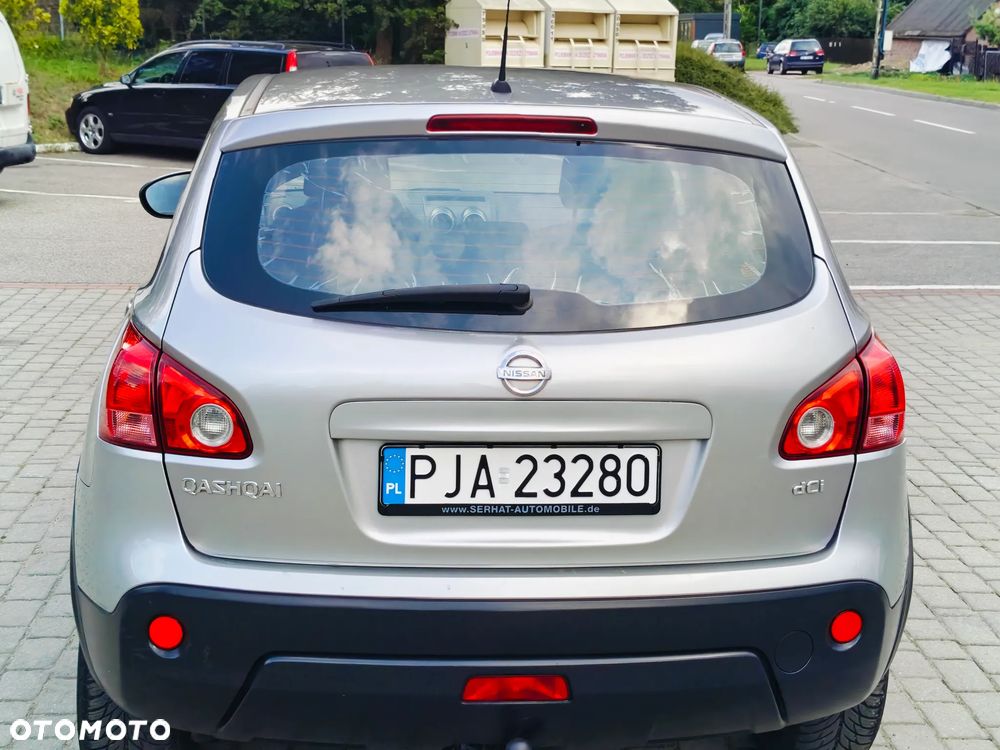 Nissan Qashqai 2.0 dCi DPF tekna - 16