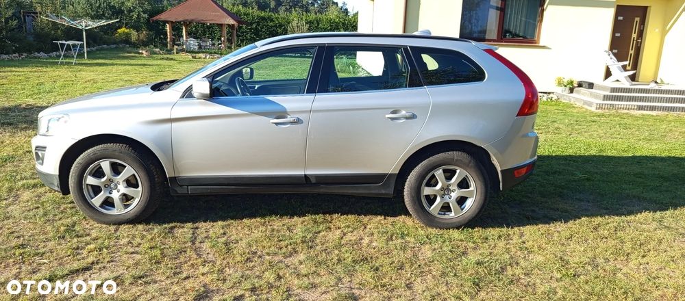 Volvo XC 60 2.4D Momentum - 9