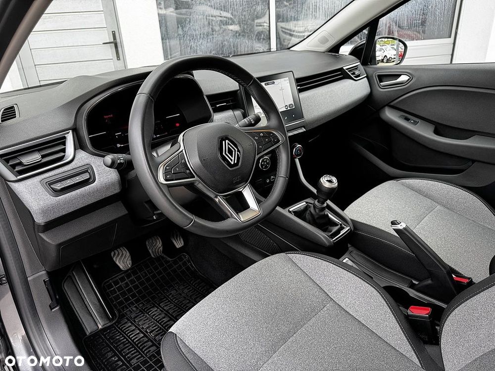 Renault Clio 1.0 TCe Evolution - 10