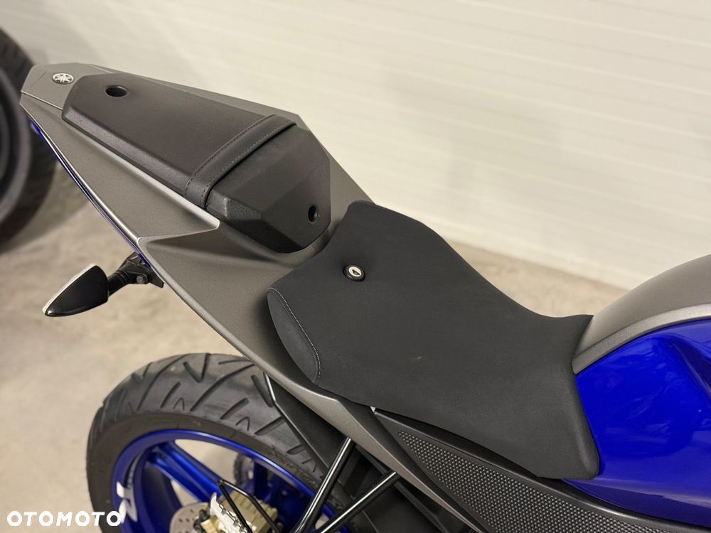 Yamaha YZF - 16