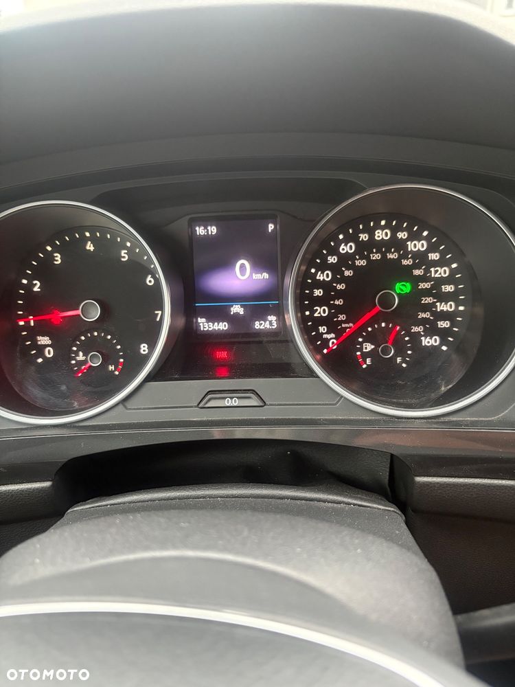 Volkswagen Tiguan - 10