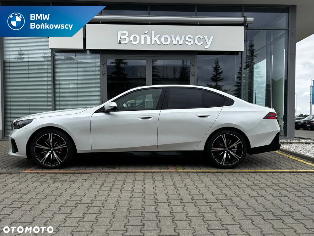 BMW Seria 5 520i mHEV sport - 3