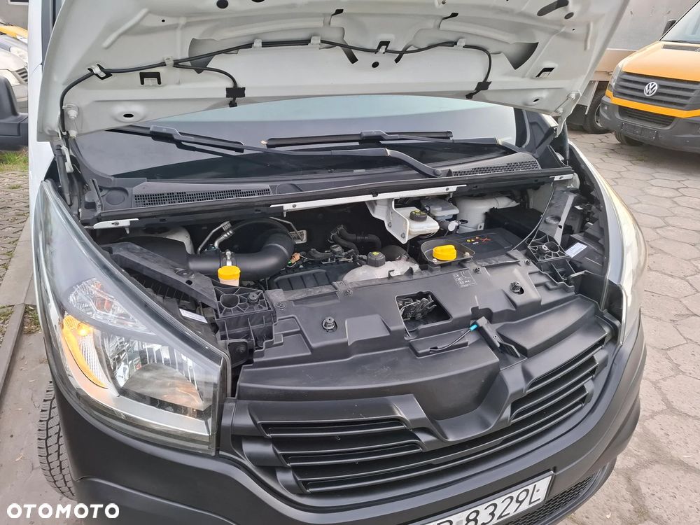 Renault Trafic 2017 LONG 1.6DCI 125KM KLIMA 3OSOBOWY - 30