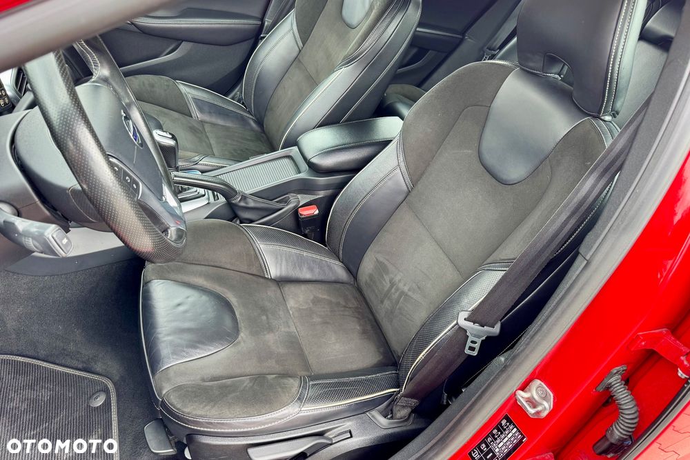 Volvo V40 D2 RDesign - 17