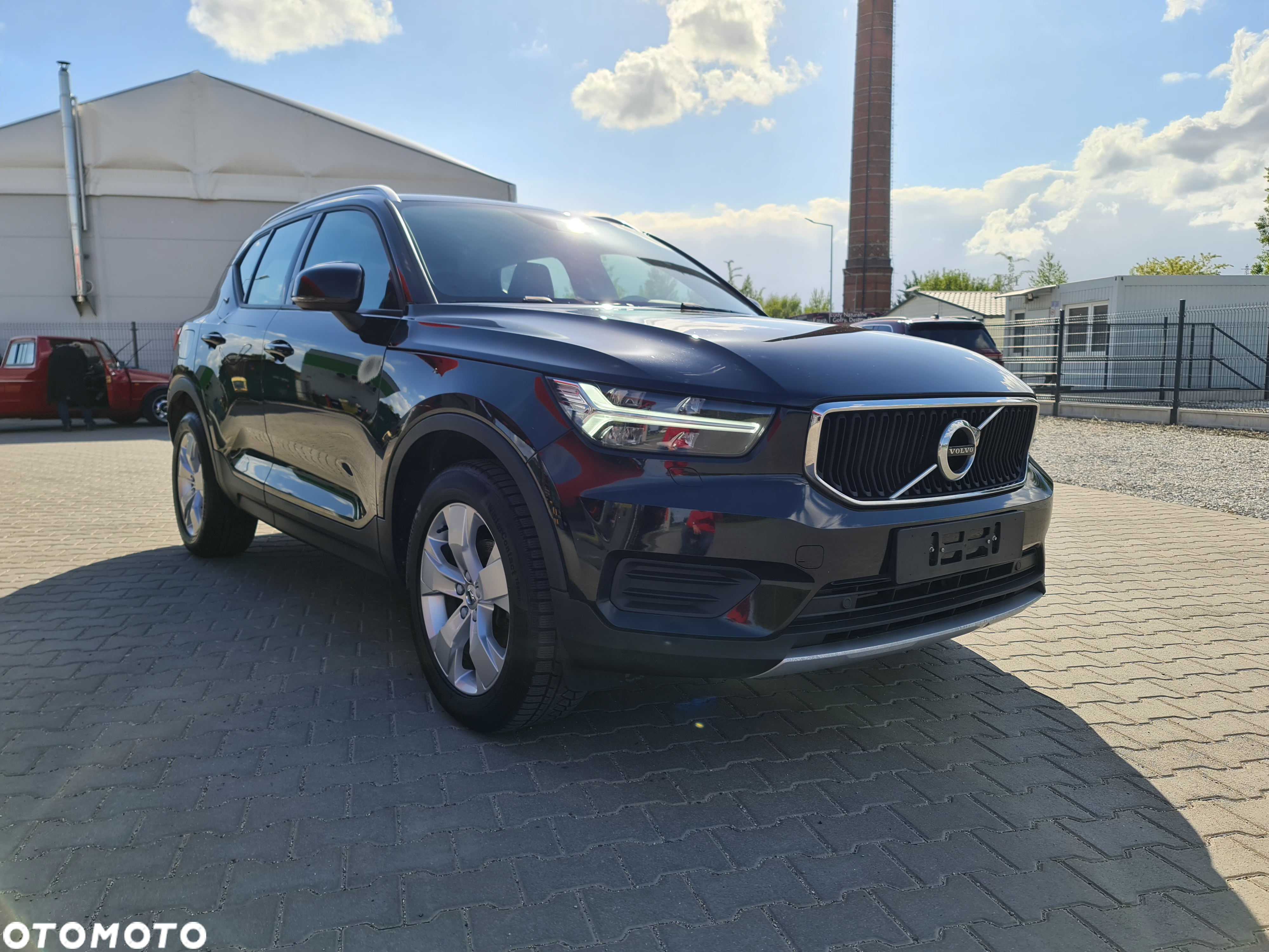 Volvo XC 40 D3 AWD Geartronic Momentum Pro - 3