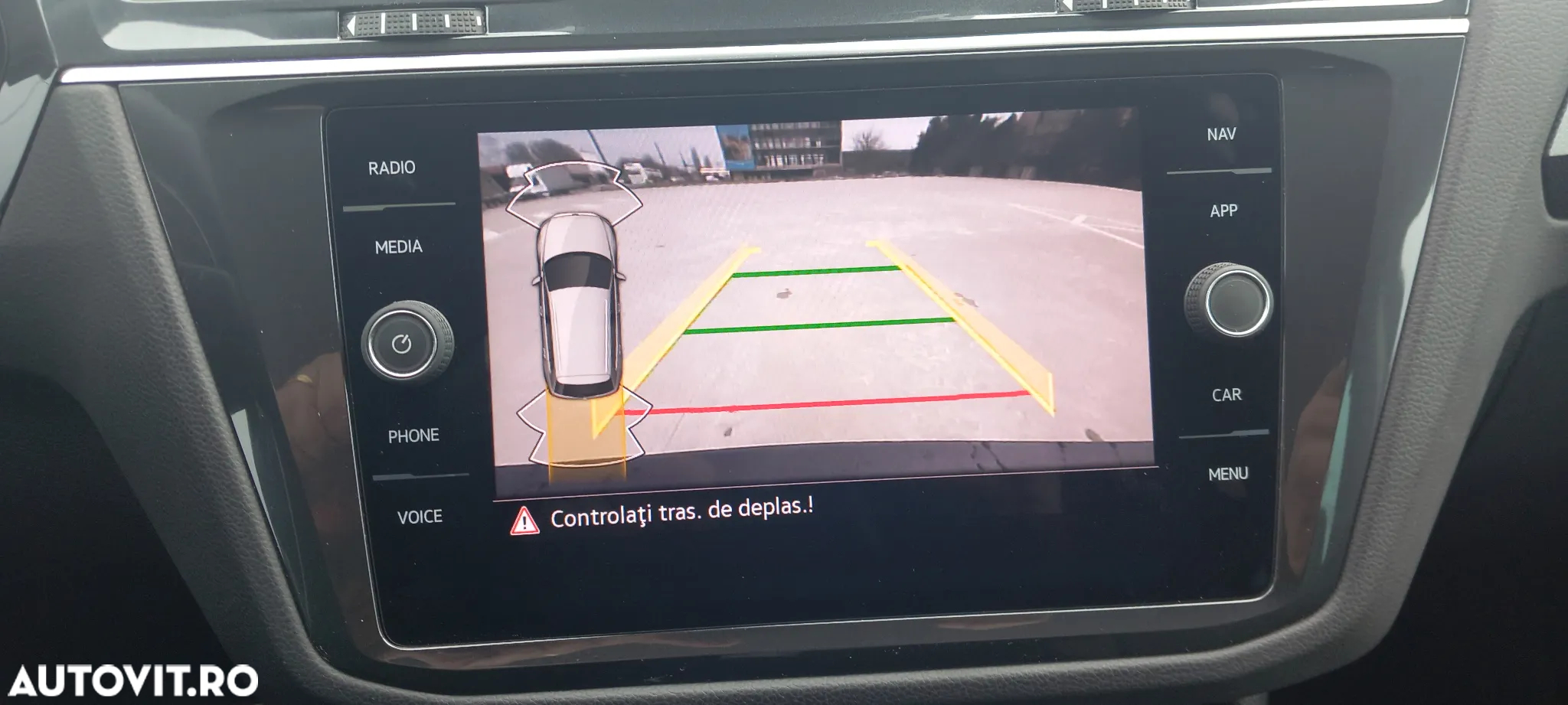 Volkswagen Tiguan - 6