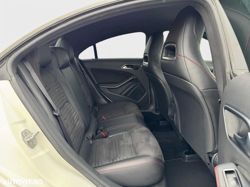 Mercedes-Benz CLA 220 (CDI) d 7G-DCT AMG Line - 7