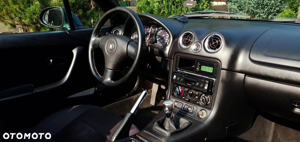 Mazda MX-5 1.6i 16V - 17