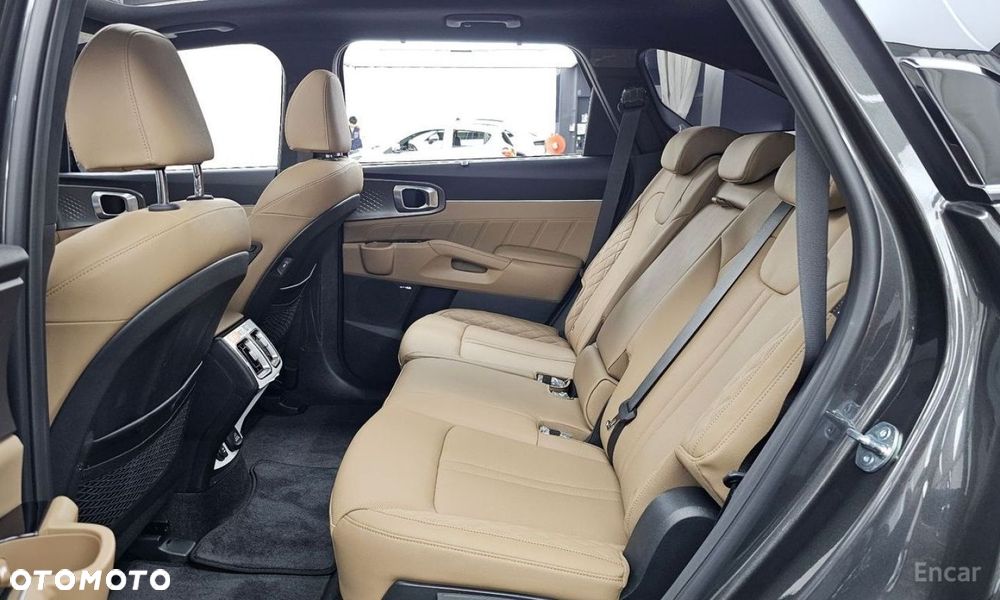 Kia Sorento - 26