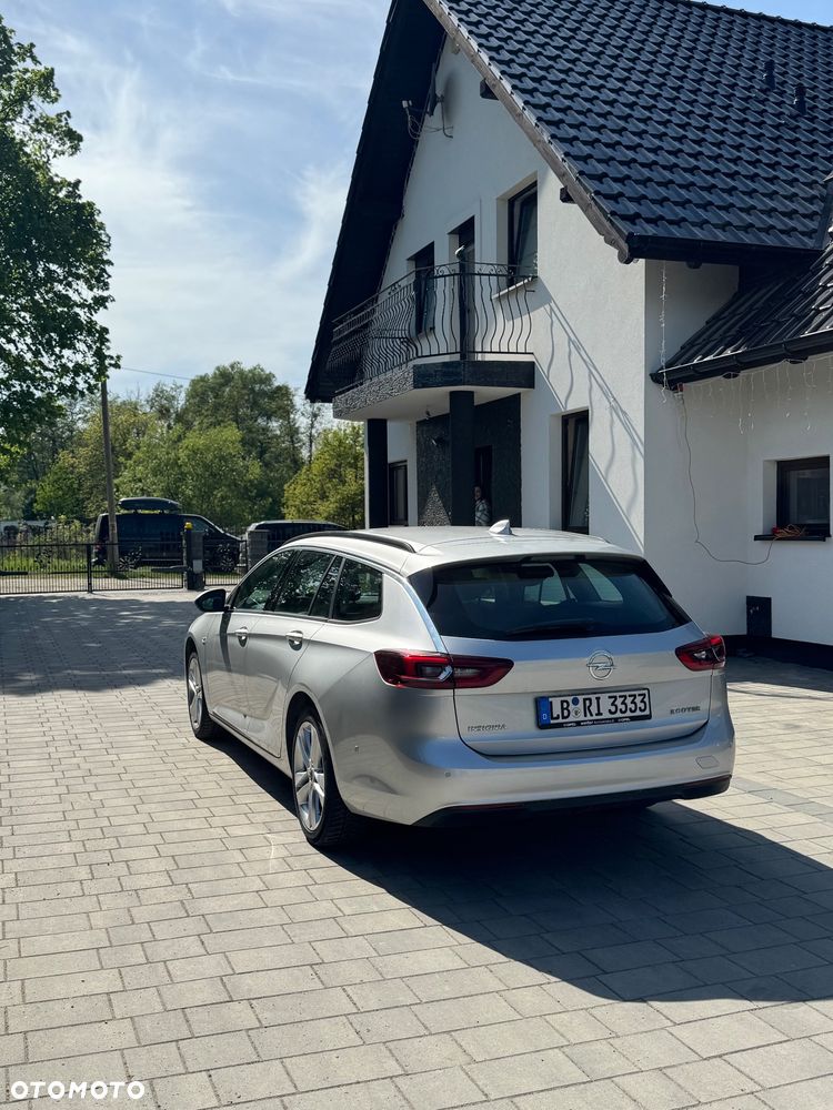 Opel Insignia - 4