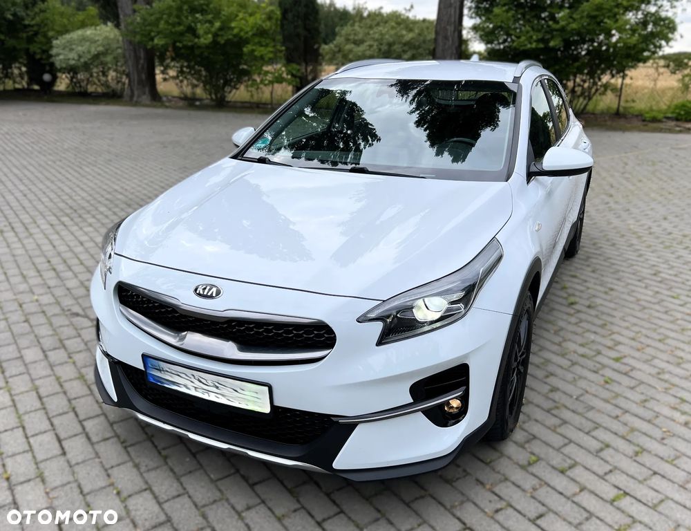 Kia XCeed 1.6 CRDi Eco-Dynamics+ (48V Mild-Hybrid) VISION - 4