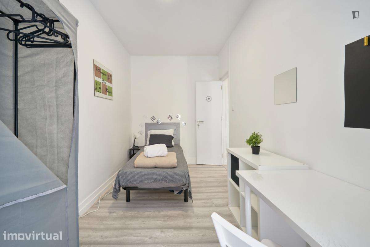 Quarto - localizado em Arroios Lisbon - Grande imagem: 4/34