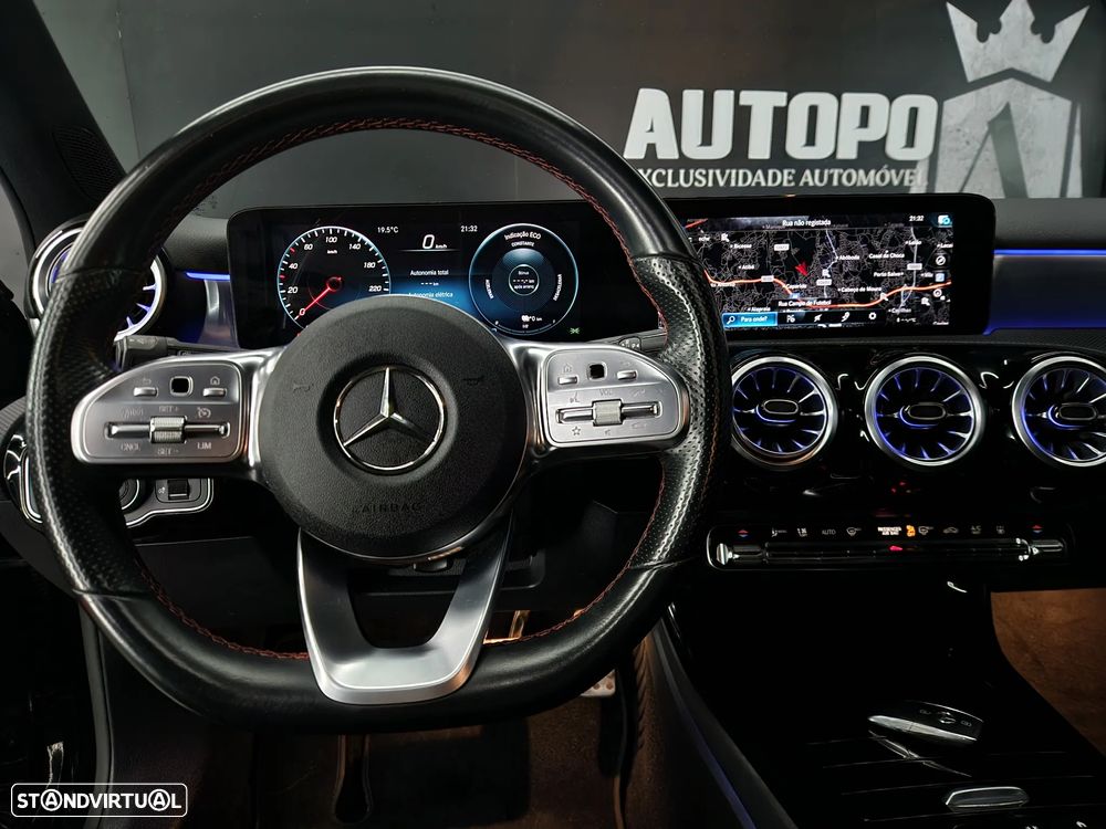 Mercedes-Benz A 250 e AMG Line - 16