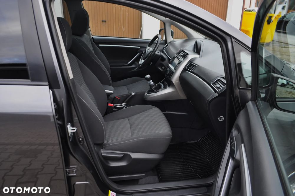 Toyota Verso 1.6 D-4D 5-Sitzer Start/Stop Comfort - 29