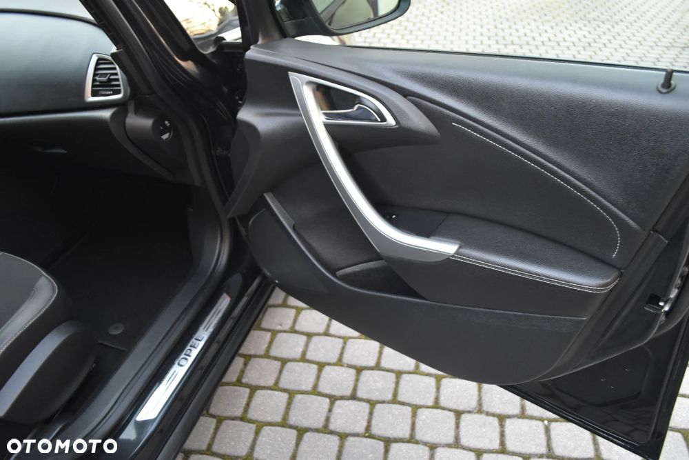 Opel Astra 1.4 Turbo Sports Tourer - 31