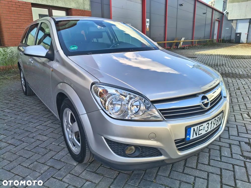 Opel Astra 1.6 Style - 10