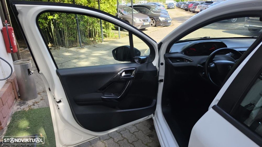 Peugeot 208 1.4 HDi - 7