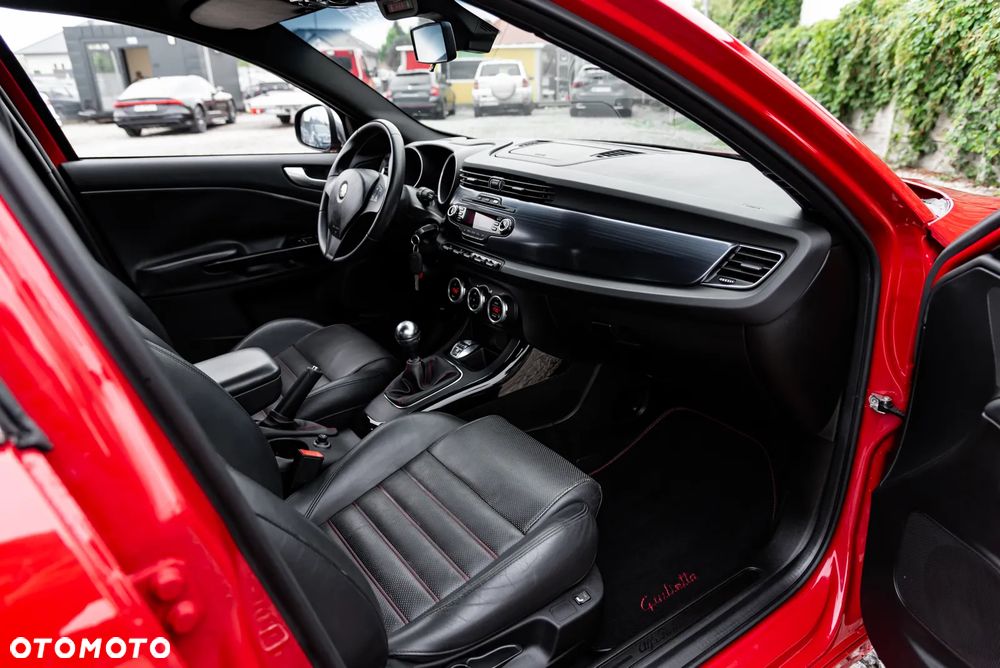 Alfa Romeo Giulietta 1.8 TBi 16V Quadrifoglio Verde - 27