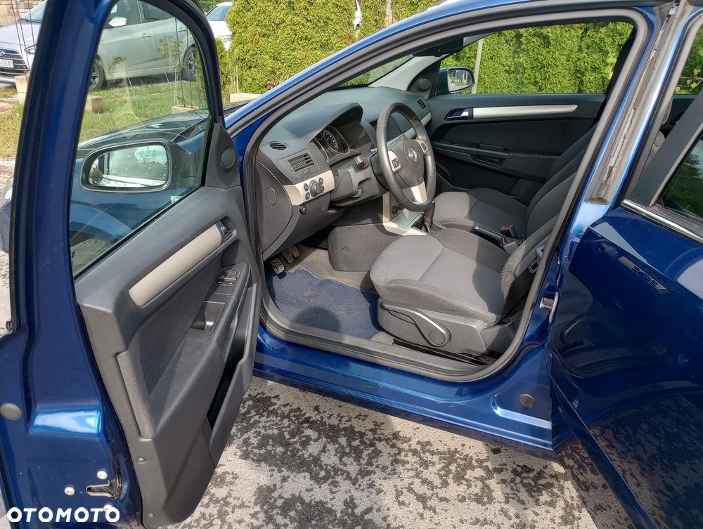 Opel Astra III 1.6 Enjoy - 8