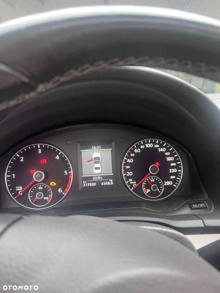 Volkswagen Eos 2.0 TDI DPF BlueMotion Technology Cup - 10