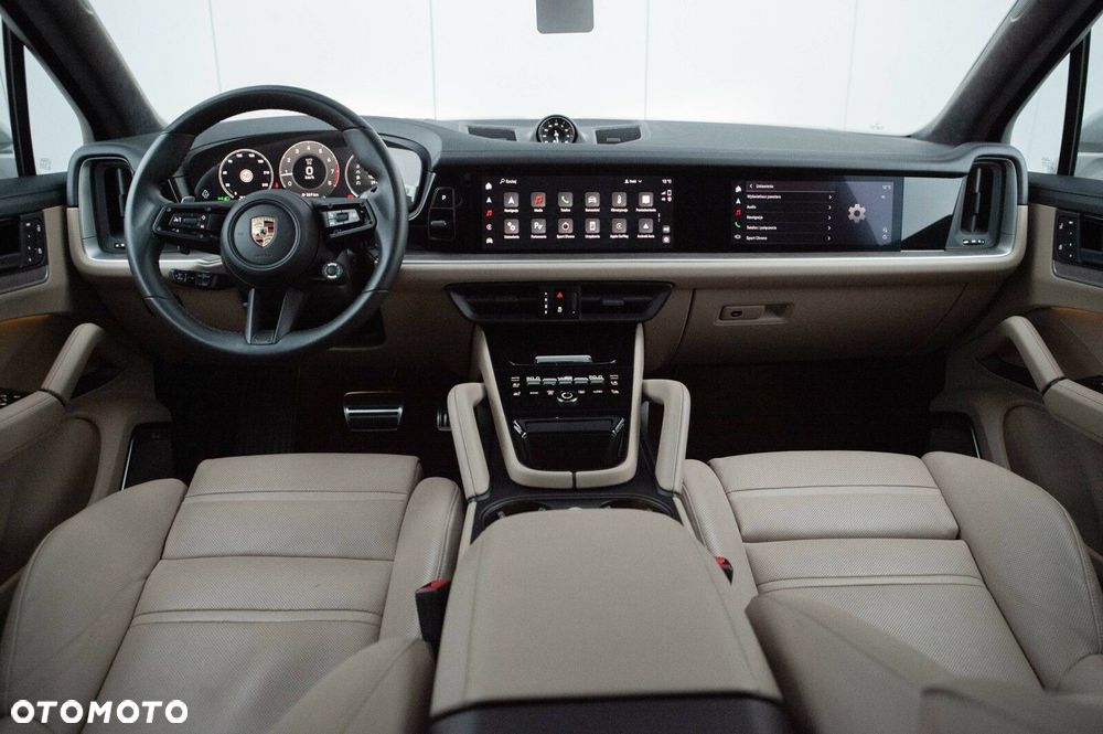 Porsche Cayenne - 30