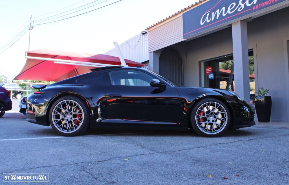 Porsche 911 (992) Carrera S - 5