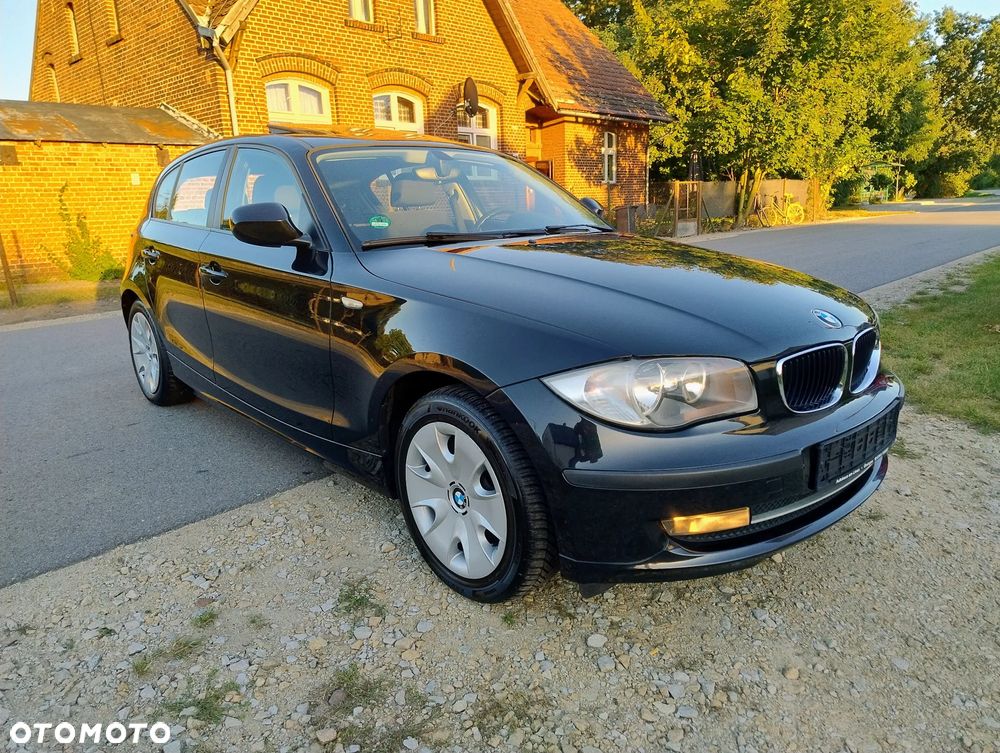BMW Seria 1 118i - 4