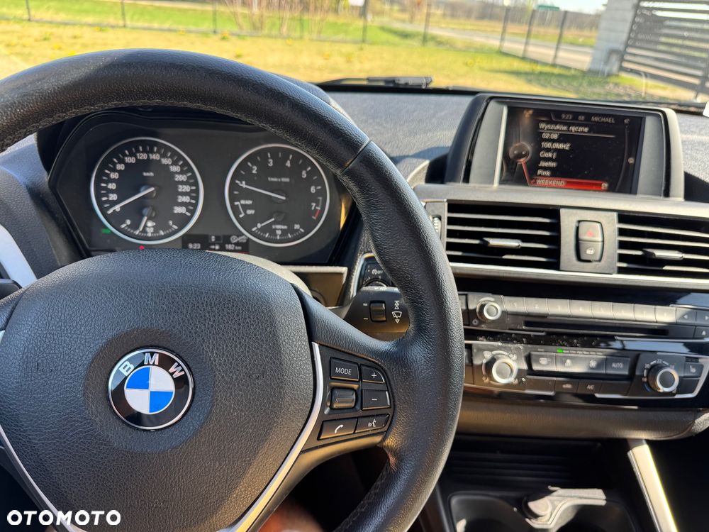 BMW Seria 1 116i - 14