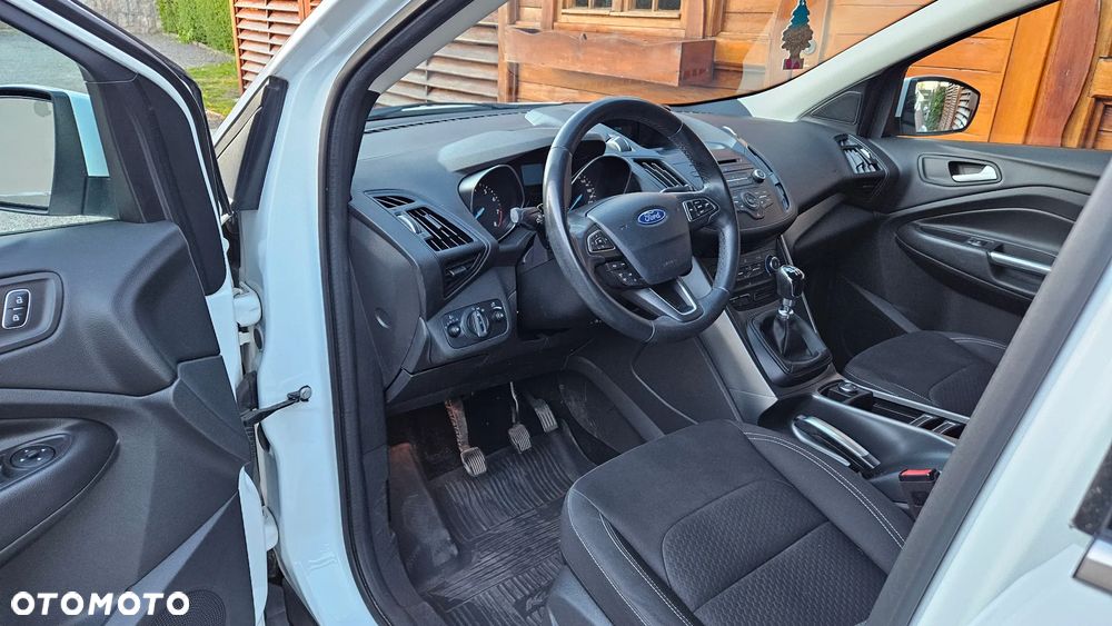 Ford Kuga 1.5 EcoBoost FWD Trend - 30
