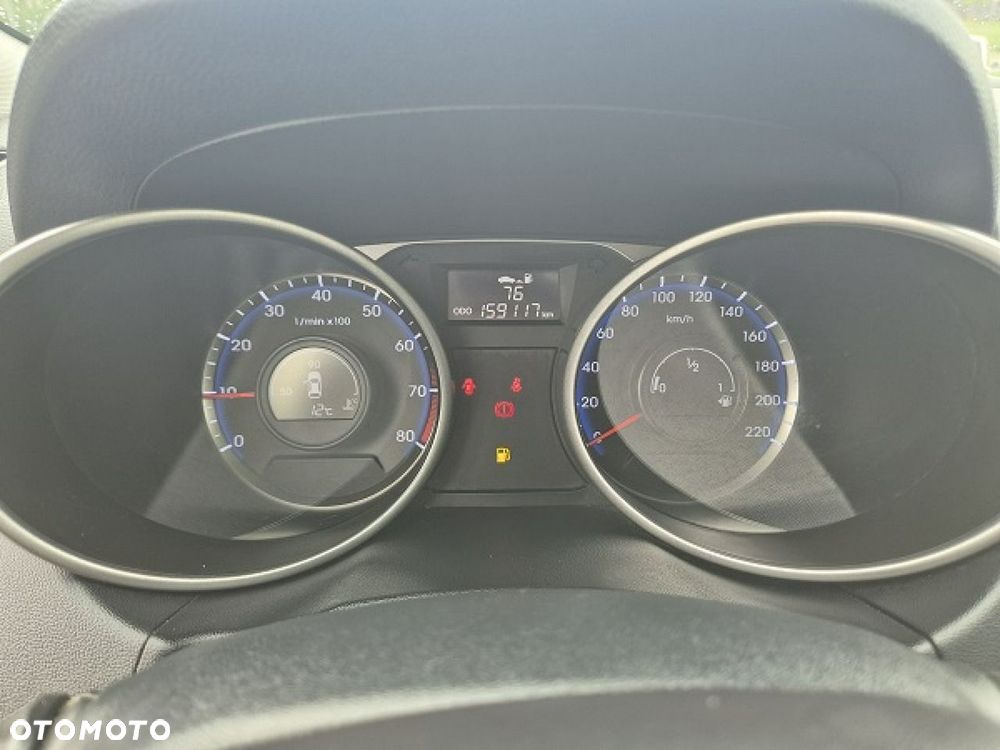 Hyundai ix35 - 24