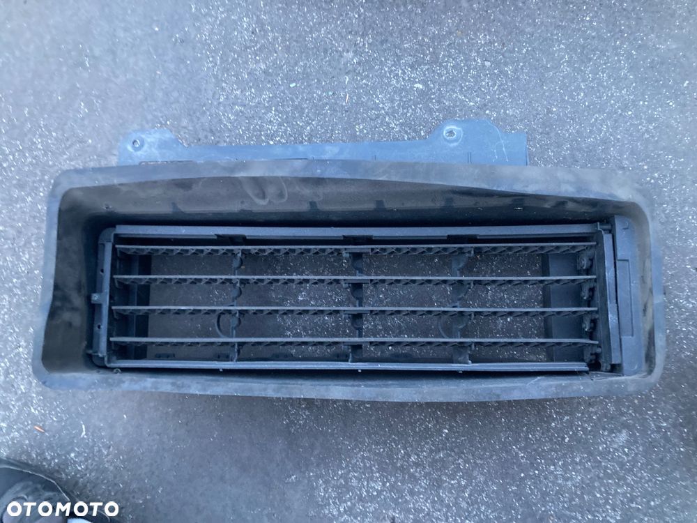 RENAULT CLIO IV 4 WLOT POWIETRZA ŻALUZJA KIEROWNICA POWIETRZA krata kratka   Wwa - 3