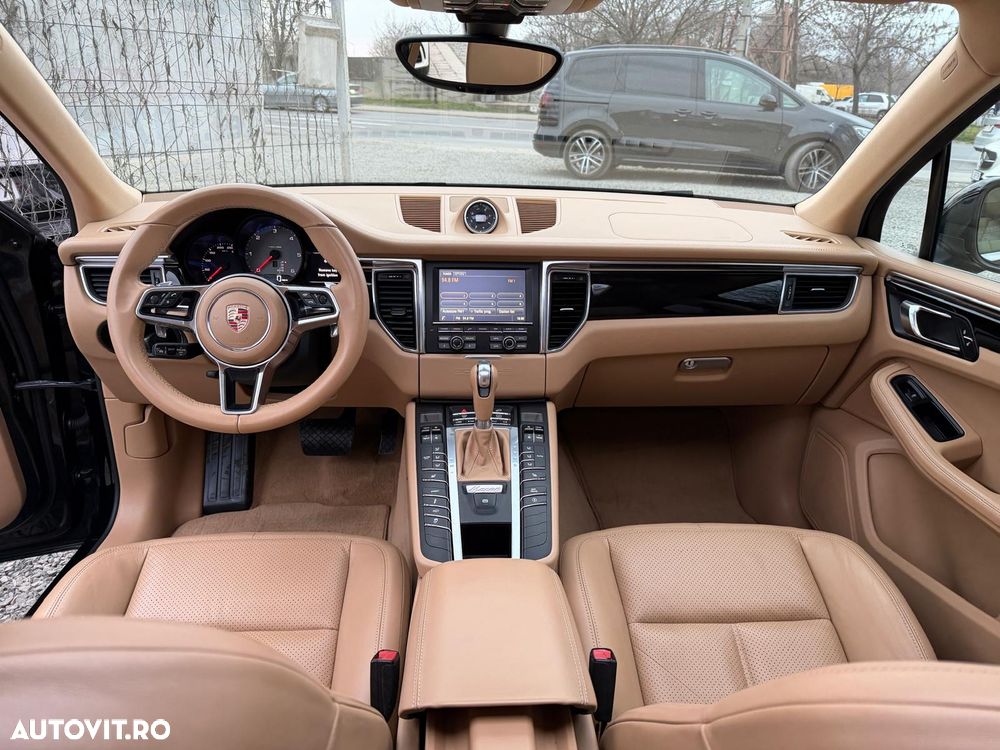 Porsche Macan - 5